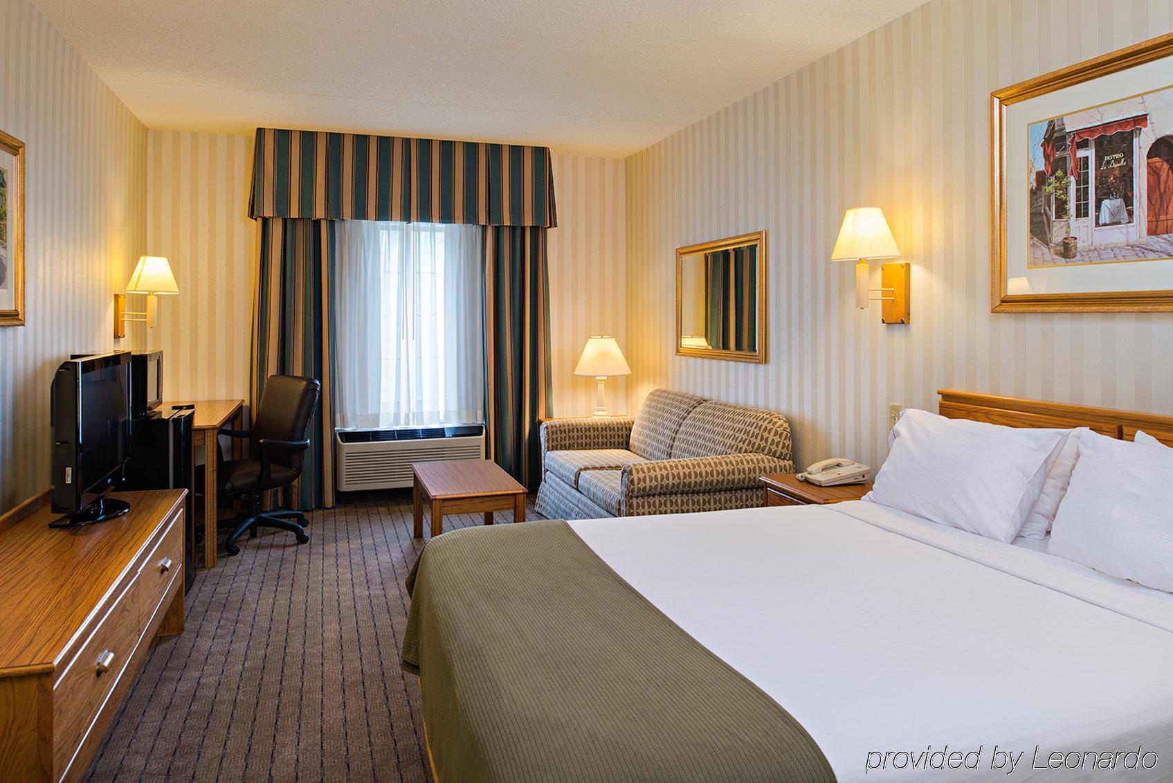Holiday Inn Express Philadelphia Ne - Langhorne, An Ihg Hotel Ruang foto